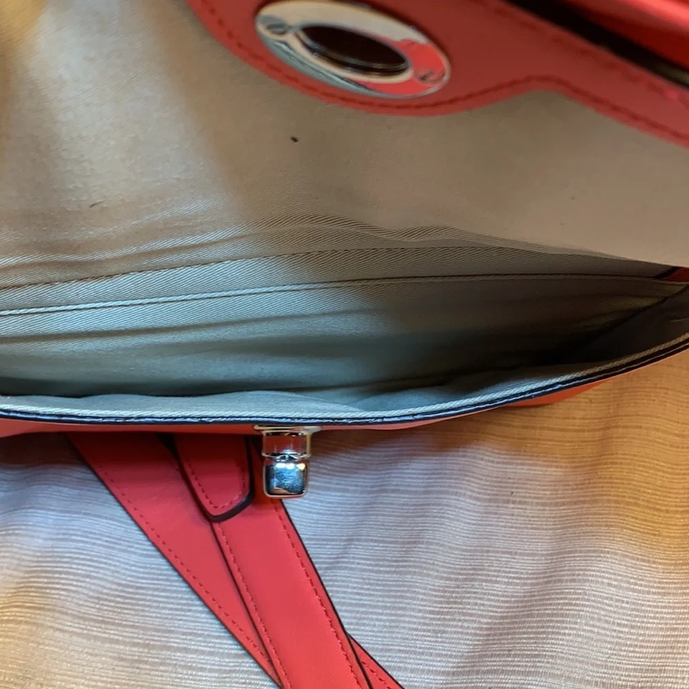 Coach leather satchel w/removable shoulder strap